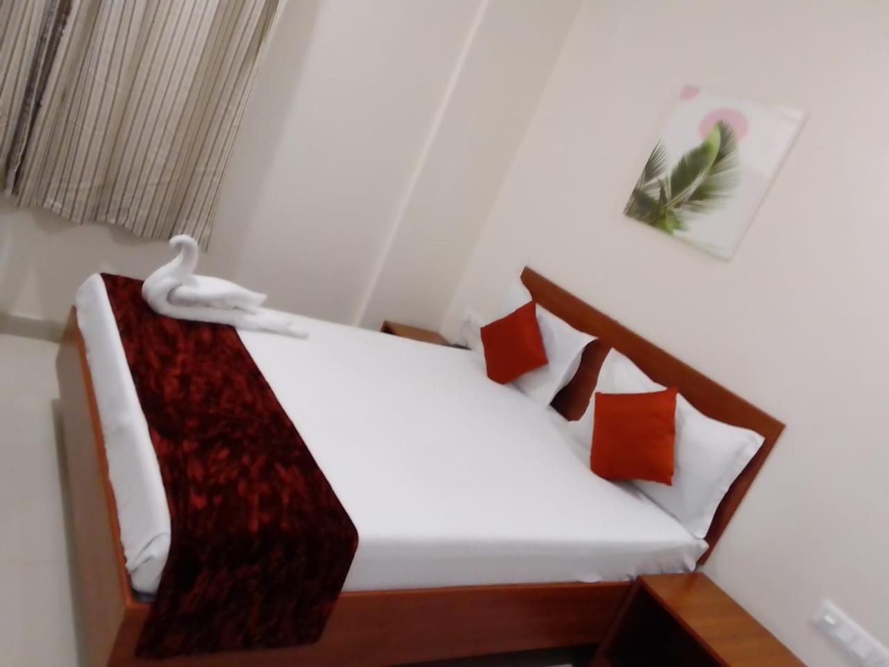 Mulberry Inn Bangalore Extérieur photo