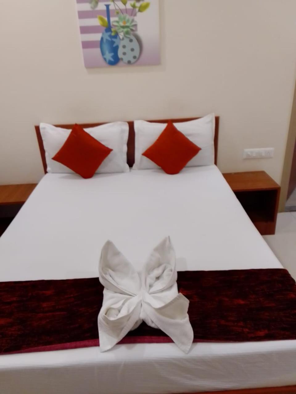 Mulberry Inn Bangalore Extérieur photo